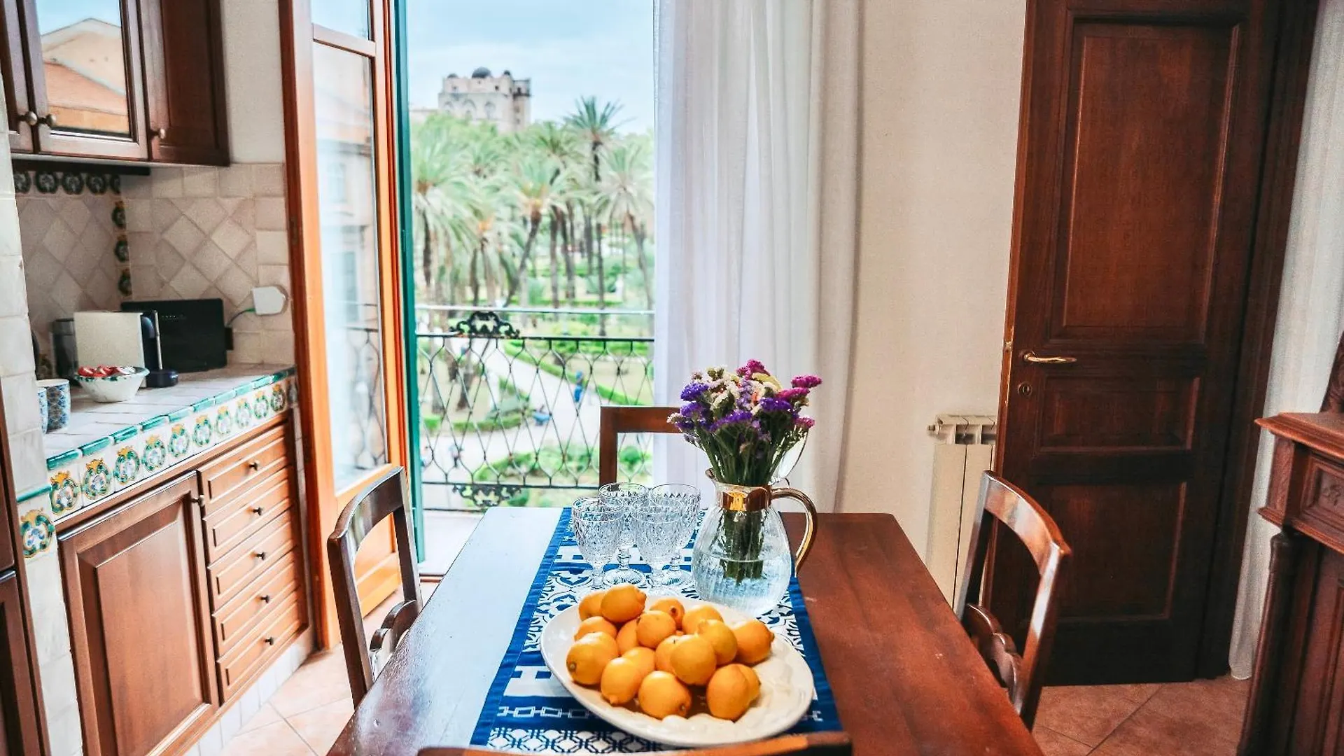 Residenza Del Vescovo 1 Διαμέρισμα Παλέρμο